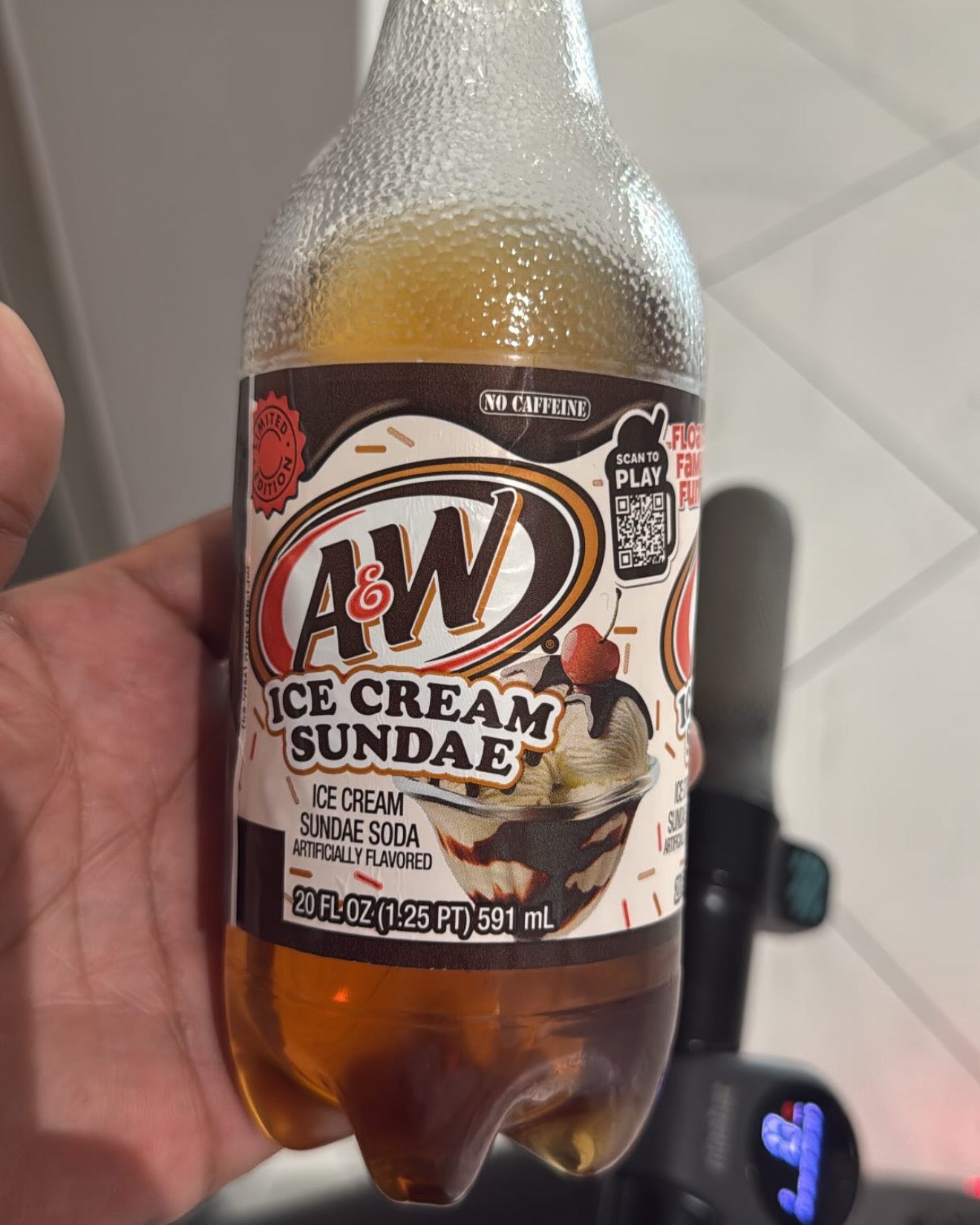 A&W ice Cream Sundae Soda